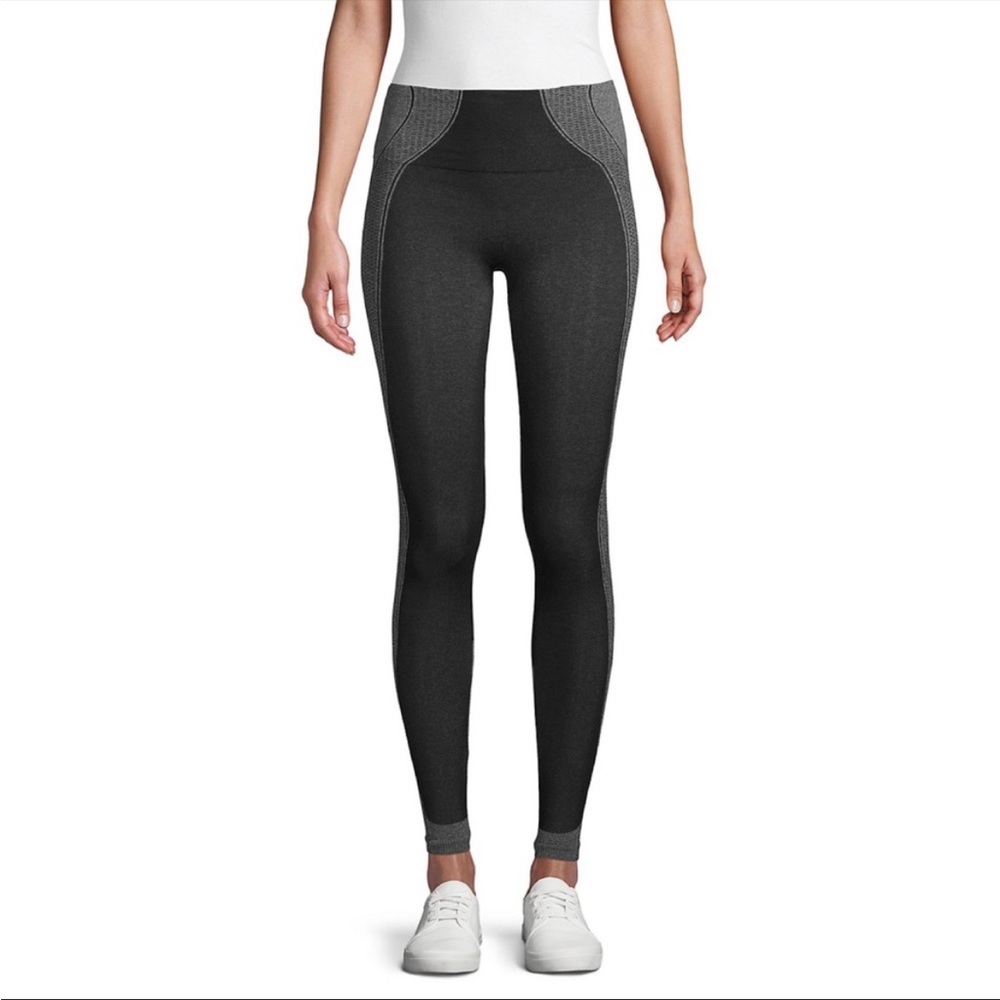 SPANX Curved Lines Seamless Leggings